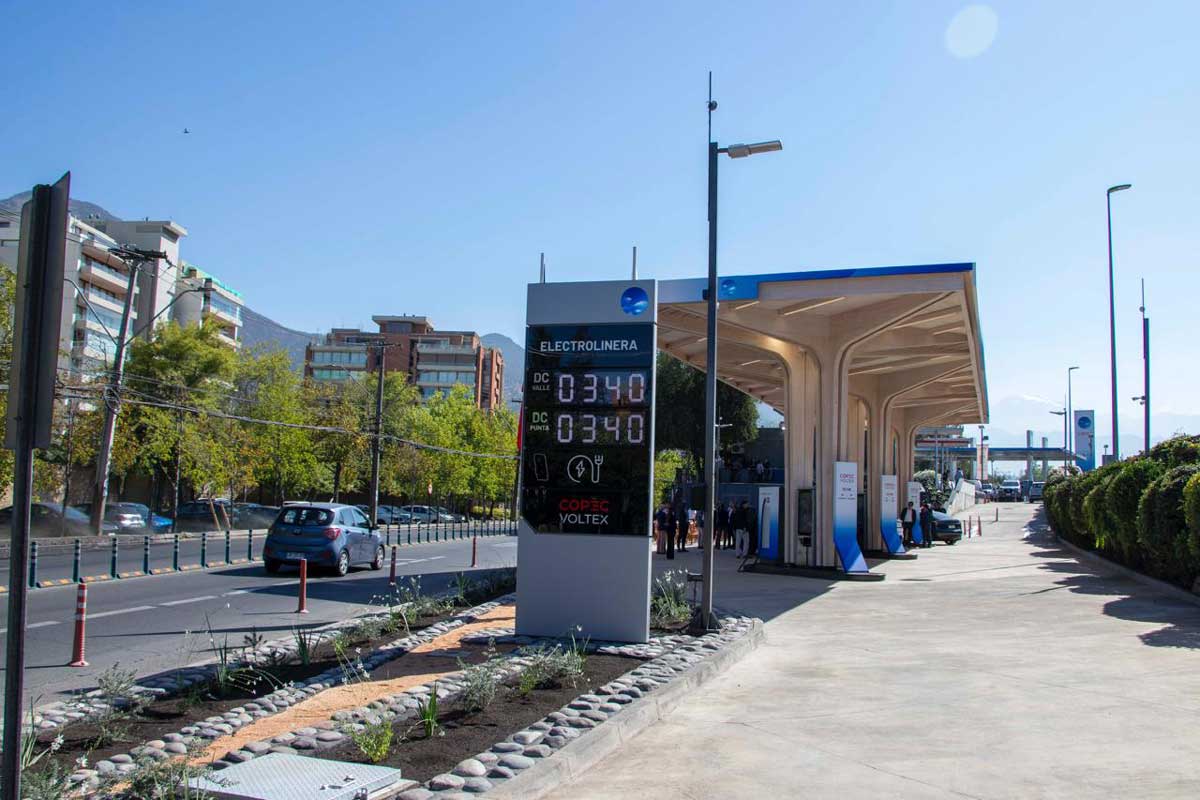 Modernización para una movilidad sostenible: Nueva estación 100% eléctrica en Costanera Norte
